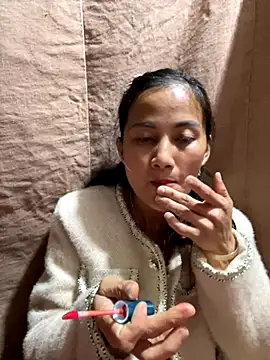 Miss-World00 online show from 11-15-25, 01:48