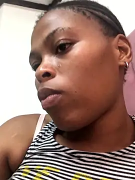 Bubbles156 online show from 01-14-26, 06:33