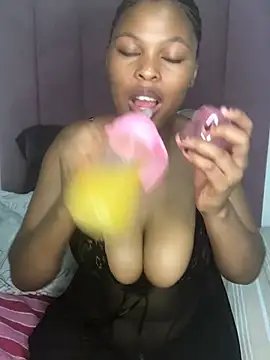 Snapshot of Bubbles156 chatting on 03-01-26, 10:26 Bubbles156 online show from 03-01-26, 10:26