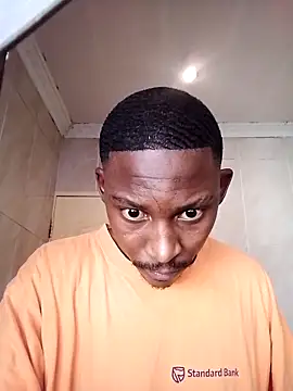 Snapshot of Hardeikbu chatting on 10-14-25, 01:23 Hardeikbu online show from 10-14-25, 01:23