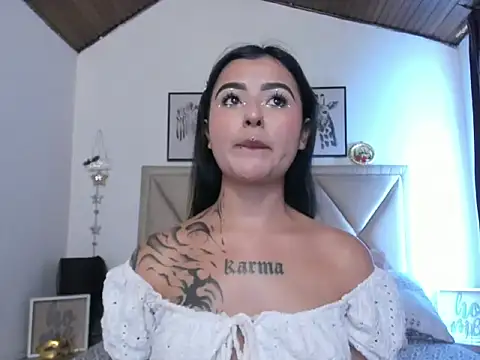 Nebula Lux online show from 12-01-25, 07:59