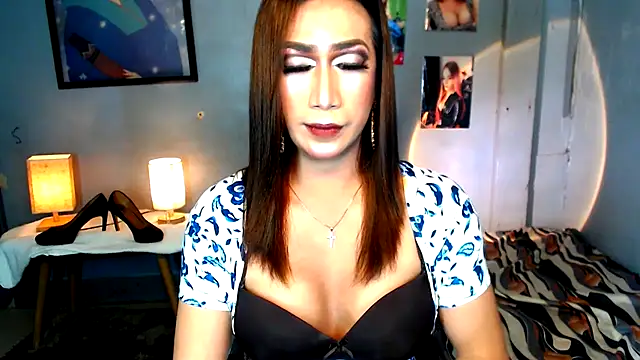 littleredbunny27 online show from 03-16-26, 08:55