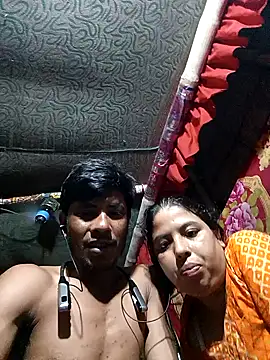 Snapshot of Pori_Moni1 chatting on 10-15-25, 07:44 Pori Moni1 online show from 10-15-25, 07:44