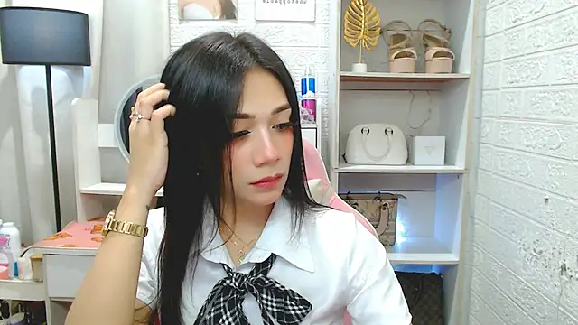 i am the best for u online show from 10-15-25, 04:04