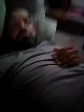 Snapshot of Motoboy100 chatting on 01-09-26, 04:41 Motoboy100 online show from 01-09-26, 04:41