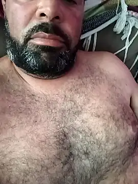 Snapshot of Motoboy100 chatting on 12-22-25, 10:48 Motoboy100 online show from 12-22-25, 10:48