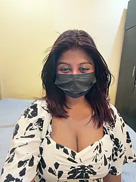 Snapshot of payal_mittal chatting on 04-25-26, 11:24 payal mittal online show from 04-25-26, 11:24