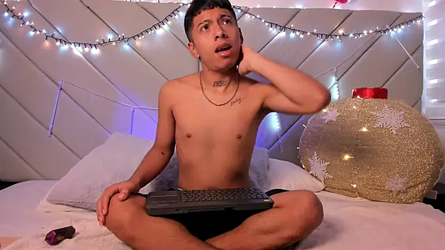 little kris1 online show from 11-26-25, 12:49