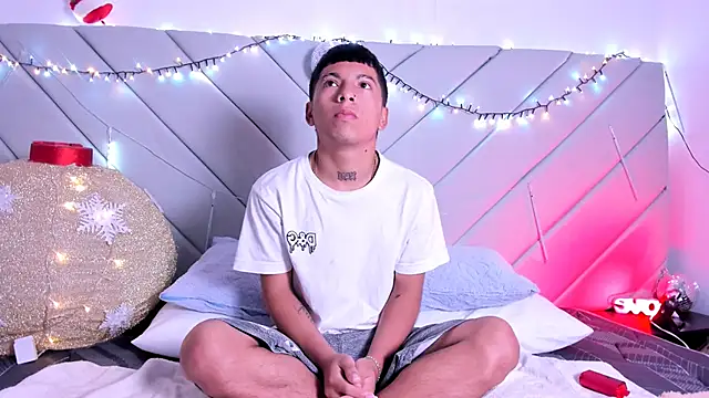 little kris1 online show from 12-05-25, 12:04