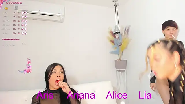 Snapshot of Glamorous_Giirlss chatting on 06-19-26, 01:22 Glamorous Giirlss online show from 06-19-26, 01:22