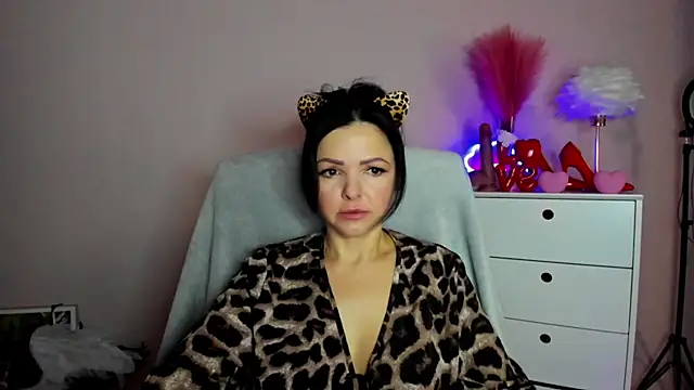 Snapshot of Mollybloom40 chatting on 03-27-26, 07:28 Mollybloom40 online show from 03-27-26, 07:28