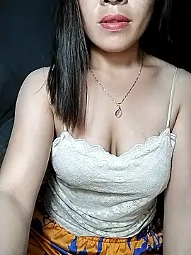 Hani-i online show from 05-16-26, 10:42