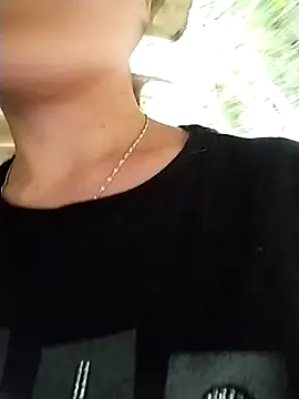 Hani-i online show from 03-29-26, 09:44