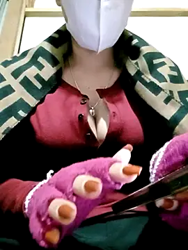 Katy68 online show from 11-20-25, 01:45