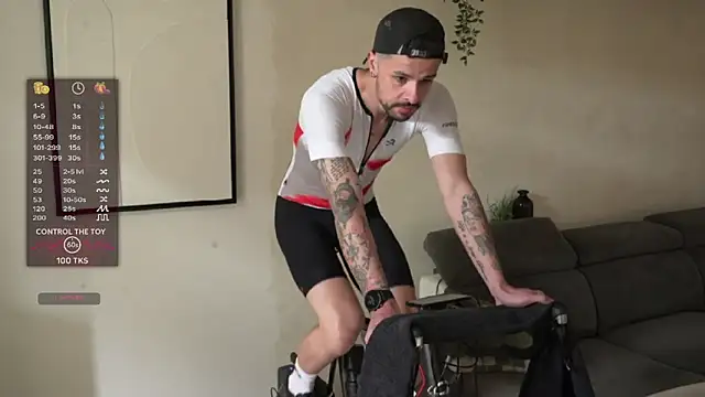 monsieurguitsxxx online show from 04-18-26, 11:56