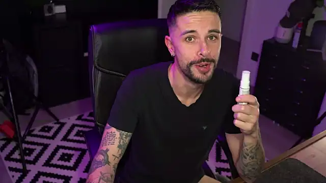 monsieurguitsxxx online show from 01-06-26, 05:17