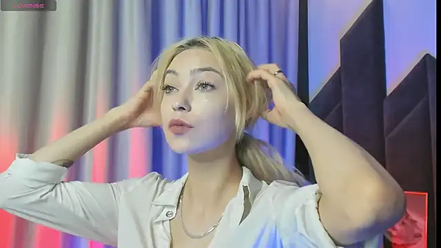 AlysiaSun  online show from 06-17-26, 01:10