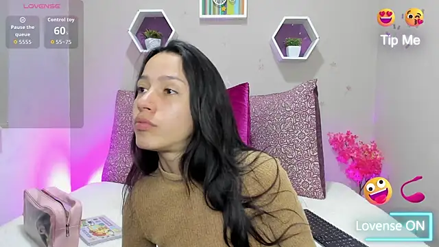 Snapshot of Laskhmi_ chatting on 07-08-26, 01:45 Laskhmi online show from 07-08-26, 01:45