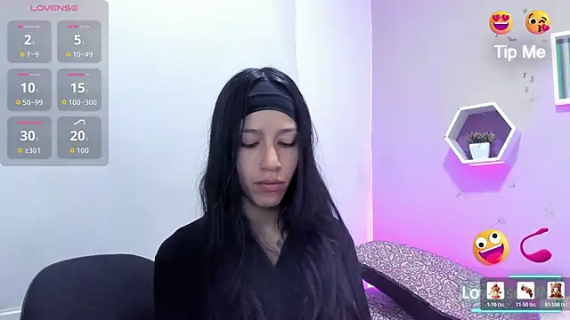 Snapshot of Laskhmi_ chatting on 06-10-26, 12:39 Laskhmi online show from 06-10-26, 12:39
