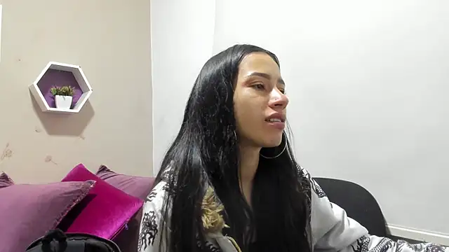 Snapshot of Laskhmi_ chatting on 06-11-26, 12:24 Laskhmi online show from 06-11-26, 12:24