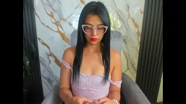 Snapshot of Sub_Scarlett chatting on 02-18-26, 02:46 Sub Scarlett online show from 02-18-26, 02:46