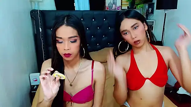 LovelyTs4U online show from 11-28-25, 08:47