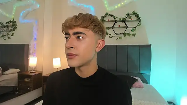 JustinCastiblanco online show from 11-25-25, 11:21