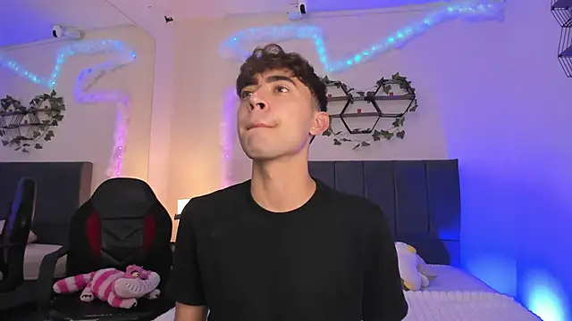 JustinCastiblanco online show from 12-19-25, 11:23