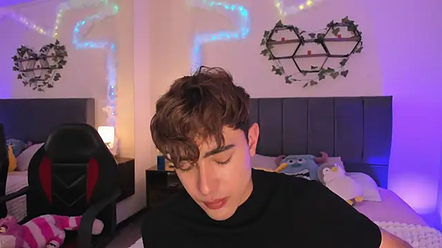 JustinCastiblanco online show from 01-05-26, 05:27