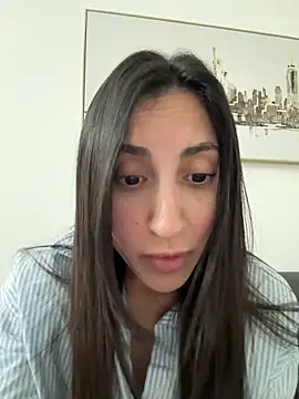 itsmiasofia online show from 11-04-25, 11:19