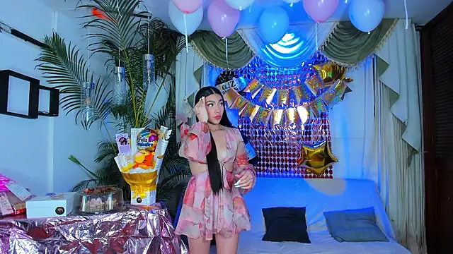 madams worker online show from 03-26-26, 09:35