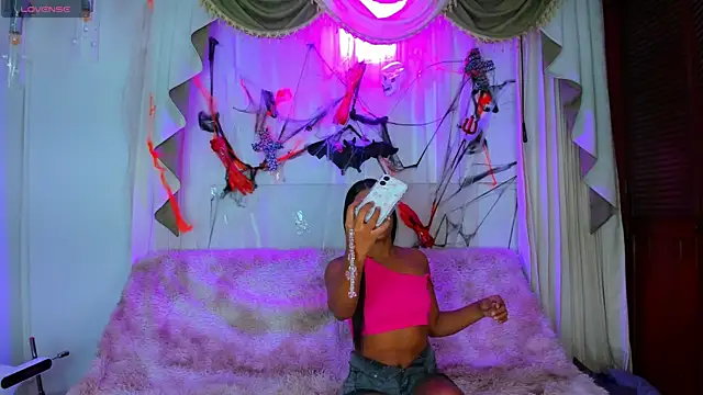 madams worker online show from 11-05-25, 05:27