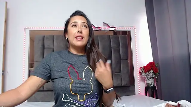 Salmma Milf online show from 05-04-26, 11:57