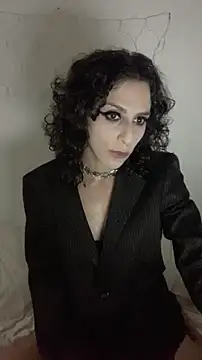 yvessblue online show from 11-30-25, 04:13