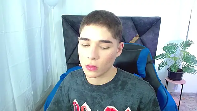 Mattass18 online show from 10-16-25, 03:42