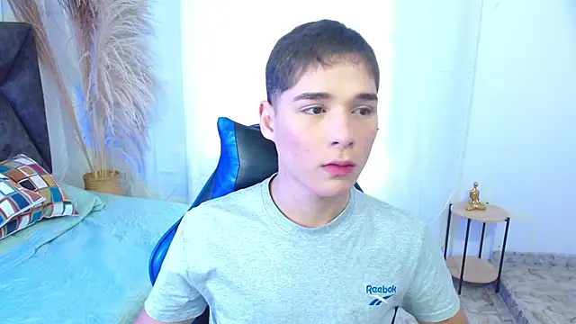 Mattass18 online show from 12-17-25, 01:38