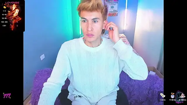 Latin boysxxxx online show from 04-15-26, 11:05