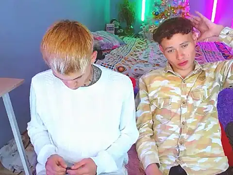 Latin boysxxxx online show from 12-17-25, 03:17