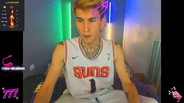 Latin boysxxxx online show from 03-27-26, 01:14
