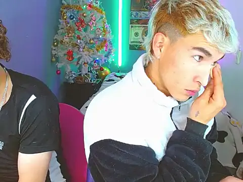 Latin boysxxxx online show from 11-08-25, 01:20