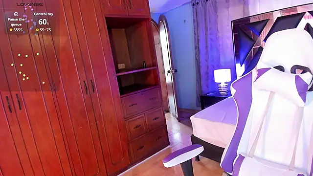 Lily CuteBoobs online show from 10-29-25, 06:51