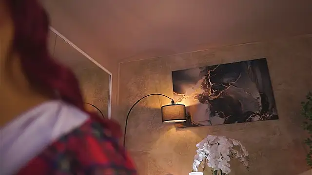 TiffanyBlaize online show from 11-29-25, 07:14