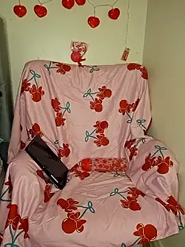 LucyMiax online show from 02-13-26, 12:27