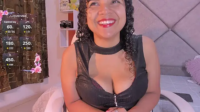 Miaa Star1 online show from 12-18-25, 01:26