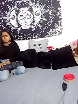 abby n emily online show from 11-07-25, 12:21