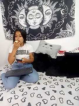 abby n emily online show from 10-30-25, 12:36