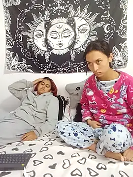 abby n emily online show from 02-12-26, 01:11