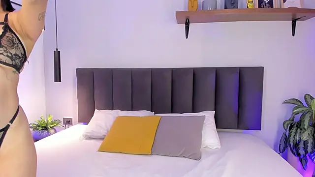 AilanaCortes online show from 10-27-25, 11:55