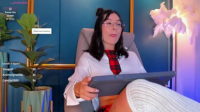 Rashel Frost  online show from 04-30-26, 08:57