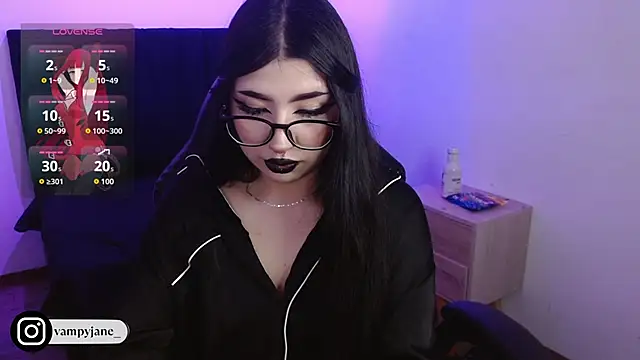 VamppyJane online show from 11-26-25, 03:17